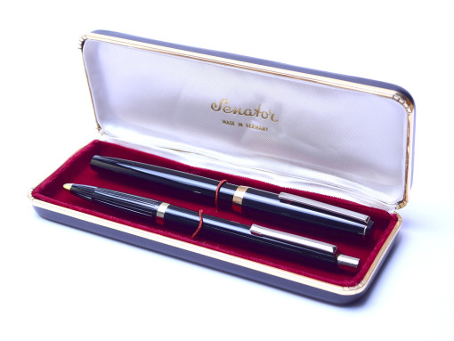 New Schneider Topball 850 / 811 European Euro Size Black Rollerball Pen  0.5mm Anti-Dry Refill