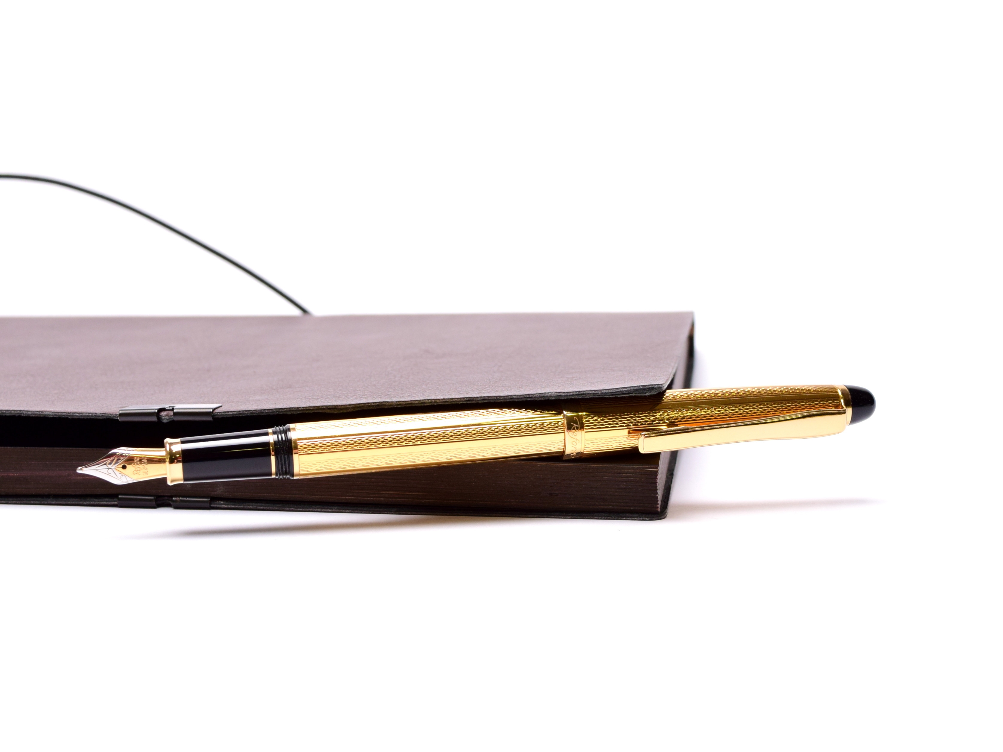 High Quality Metallic Paint Pen Gold Slim Nib – Economy of Brighton